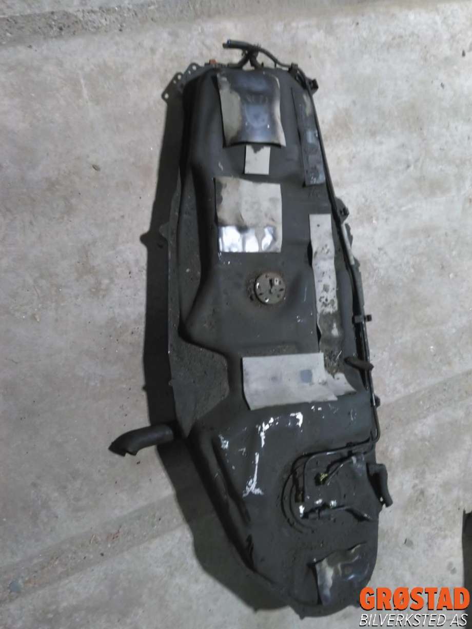 Dieseltank til Toyota RAV4, 2009-2013 (Type III, Fase 2) (7700142163)