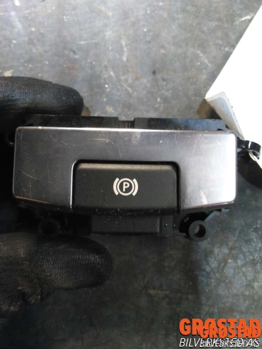 Bryter elektrisk håndbrekk/parkbrems til Land Rover Range Rover 2013-->> (Type IV)  