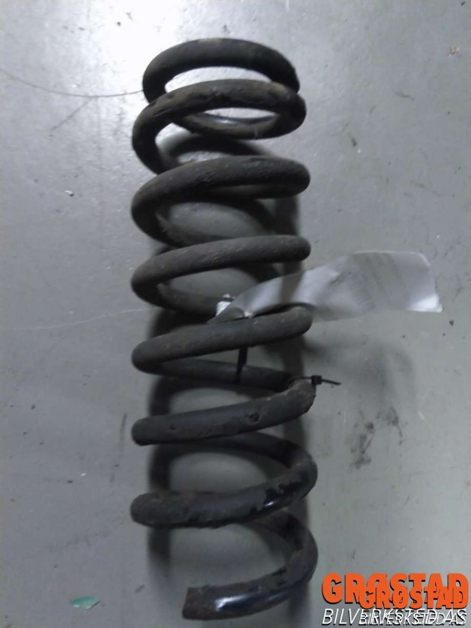Fjær foran spiralfjær til Suzuki Grand Vitara, XL-7 2001-2007 (41111-52D00|)