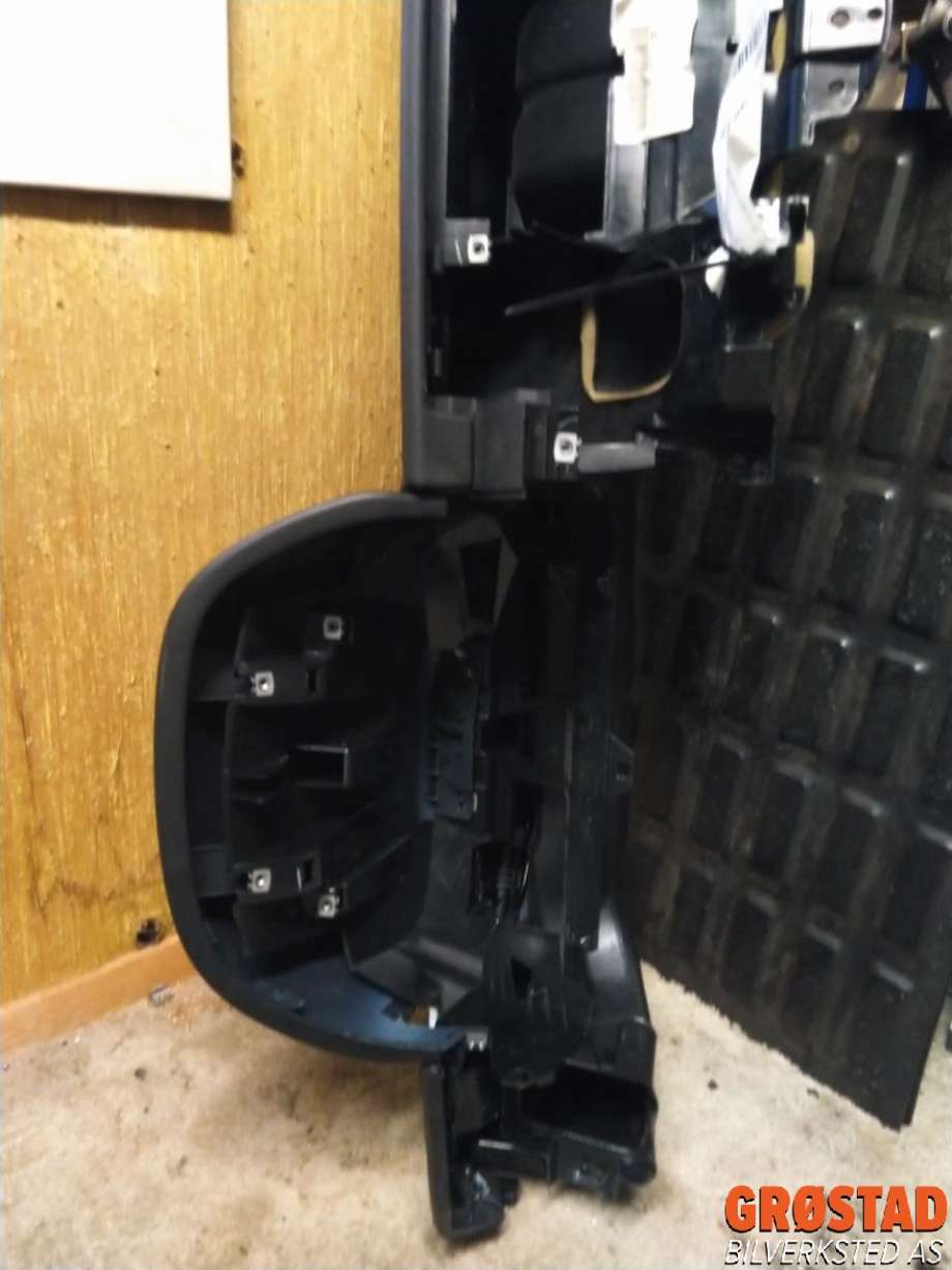 Dashbord til Land Rover Discovery 2009-2017 (Type IV)  