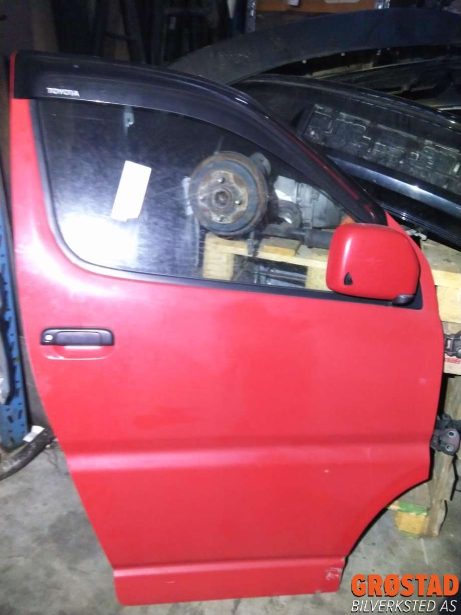 Dør høyre foran til Toyota Hiace 2007-2012 (Fase 3) (6700126180|6700206170|)