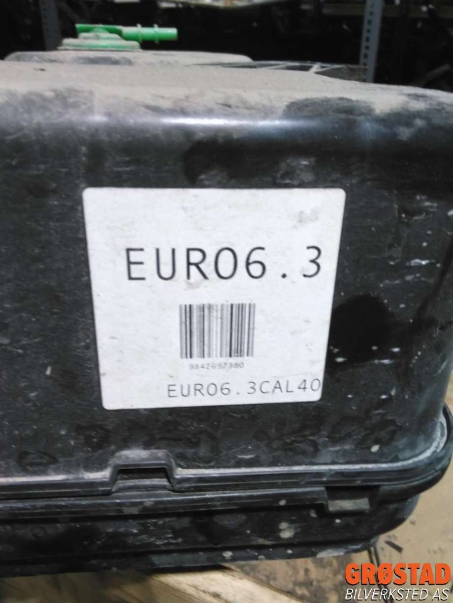 AdBlue tank til Peugeot Expert 2016-->> (Type III)  (98 426 973 80|)