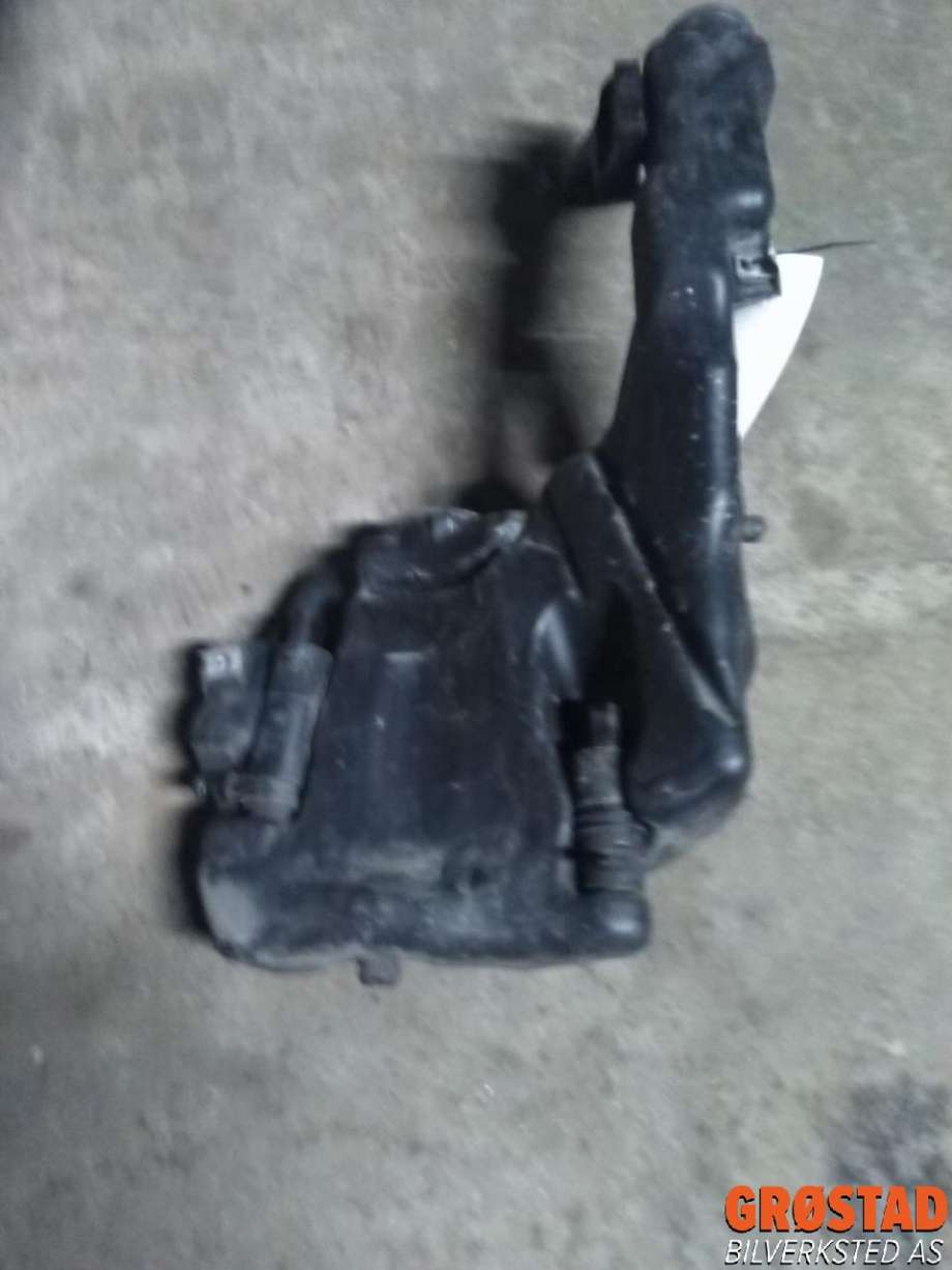 Spylertank til Mercedes C-Klasse 2007-2011 (Fase 1) (W204) (W204) (A 204 869 04 00|)