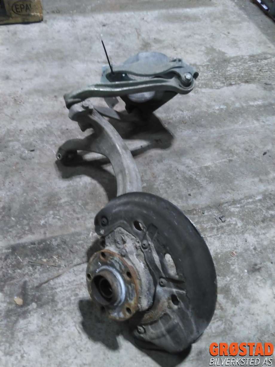 Hjulspindel høyre foran til Audi A8, 2003-2010 (Type II)  (4E0 407 254 Q)