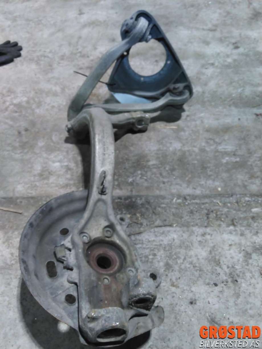 Hjulspindel høyre foran til Audi A8 2003-2010 (Type II)  (4E0 407 254 Q|)