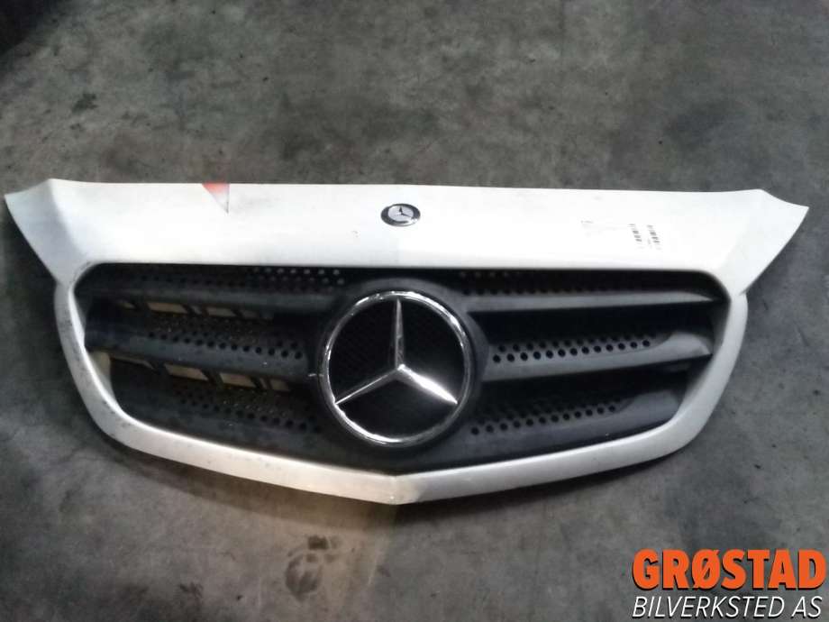 Grill til Mercedes Citan 2012-2021 (W415) (W415) (A 415 888 00 23|A 415 887 03 01|)