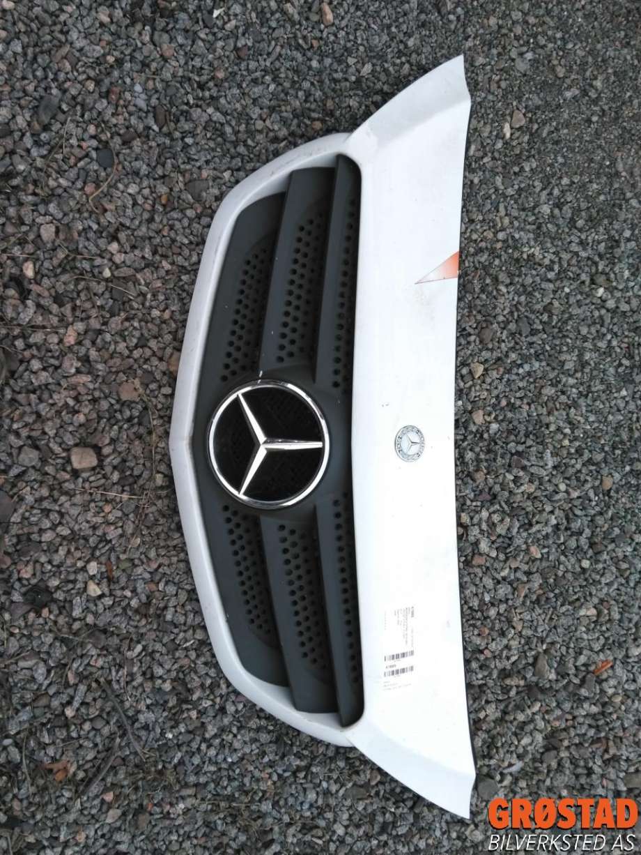 Grill til Mercedes Citan 2012-2021 (W415) (W415) (A 415 888 00 23|A 415 887 03 01|)