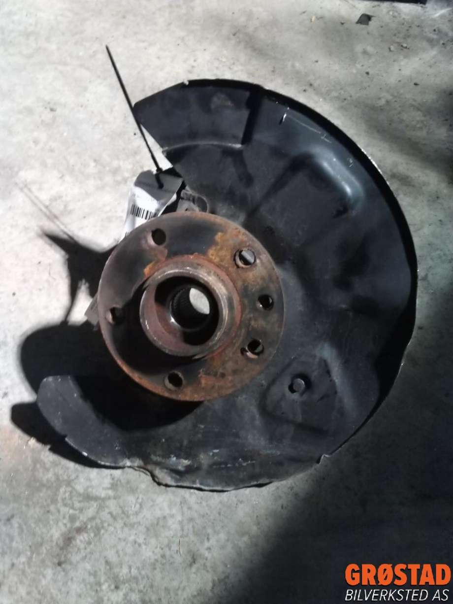 Hjulspindel venstre foran til VW Transporter / Caravelle 2015-2019 (T6) (T6) (7H0 407 257 G|)