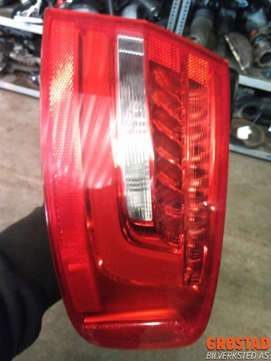 Baklykt høyre ytre til Audi A4, 2007-2014 (Type IV) (B8) (B8) (8K5 945 096 AC)