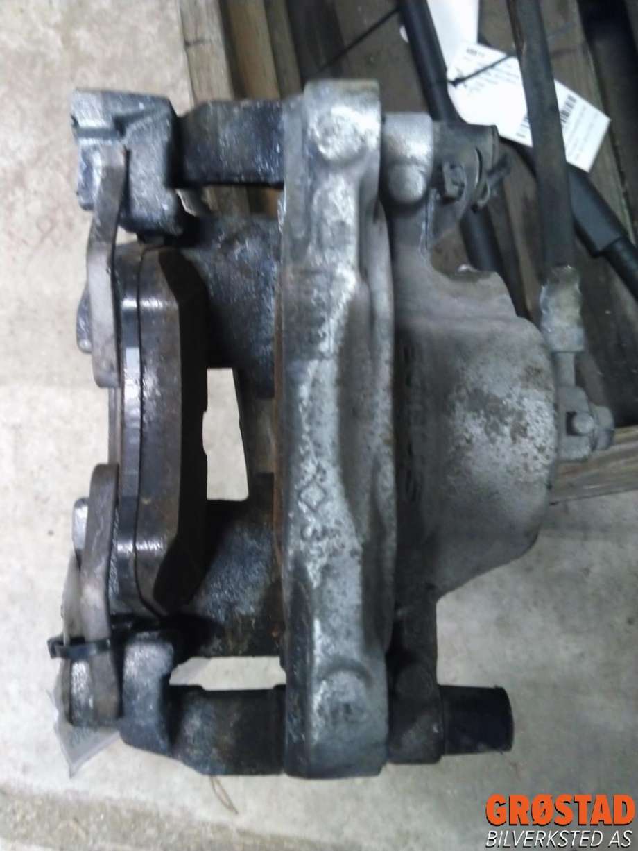 Bremsecaliper venstre foran til Mercedes Citan 2021-->> (W420) (W420) (A 420 420 29 00|)