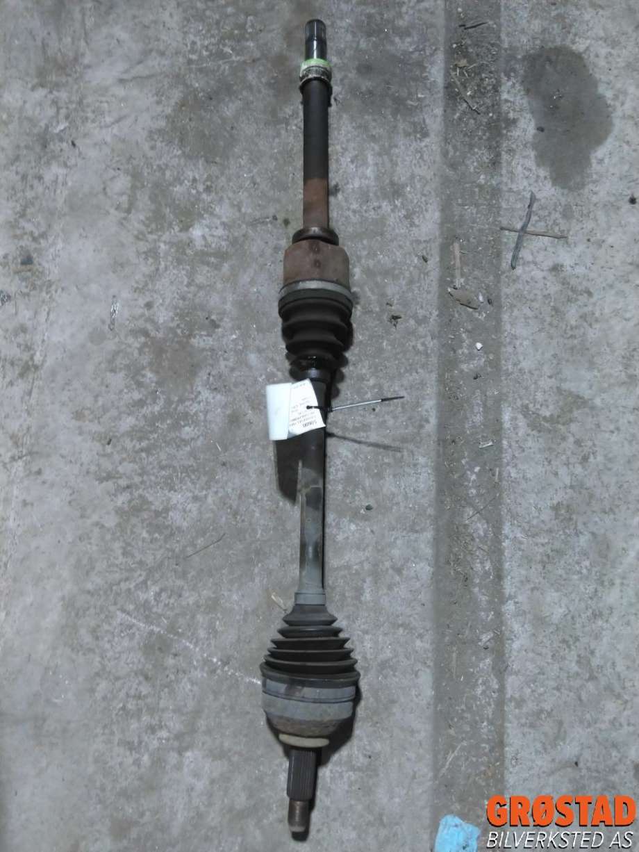 Drivaksel høyre foran, diesel/manuell til Nissan Primastar 2006-2014 (3910000Q4B|3910100Q0E|)