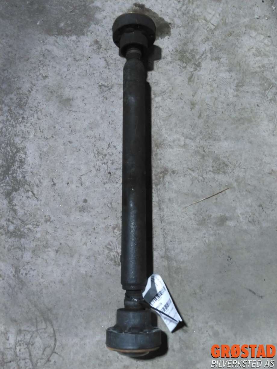 Mellomaksel fremre til VW Touareg, 2003-2007 (Type I, Fase 1)  (7L6 521 101 N)