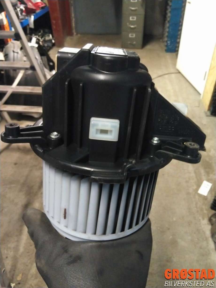 Varmeapparat motor til Toyota Proace, 2016-->> (Type II)  (SU001A5479)