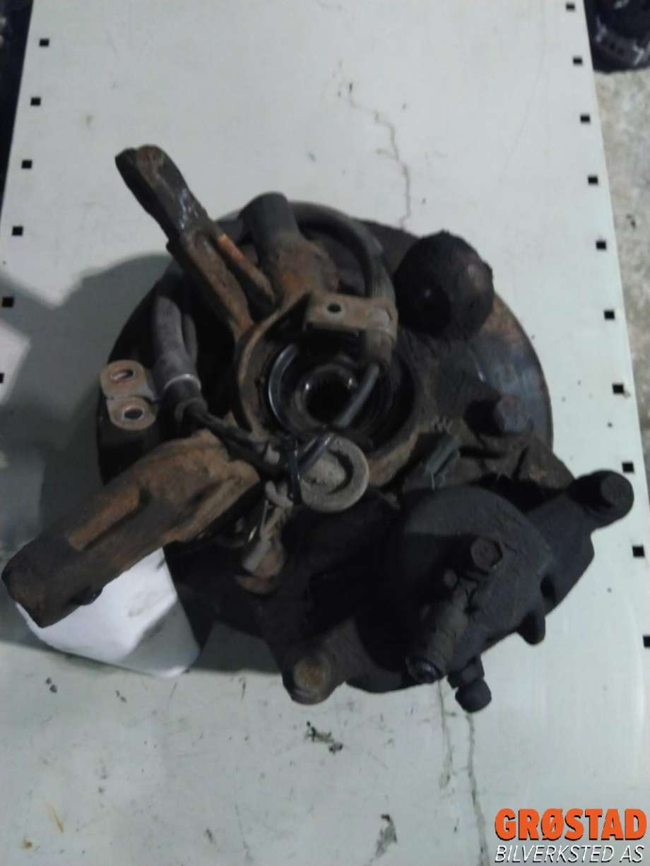 Hjulspindel høyre foran til Nissan Micra, 2000-2002 (Fase 3) (K11) (K11) (4001573B00)