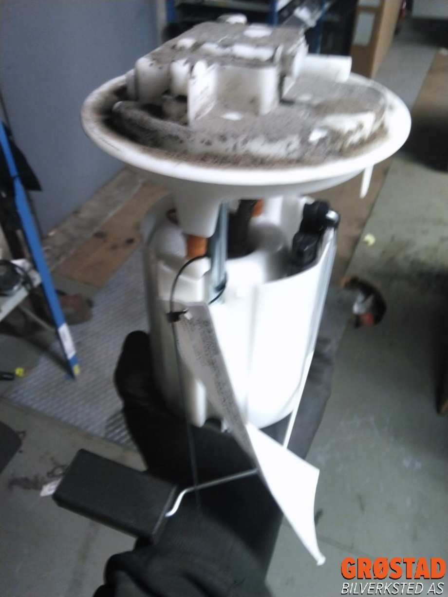Bensinpumpe elektrisk til Peugeot 207 2006-2012 (1525 PY|16 074 019 80|)