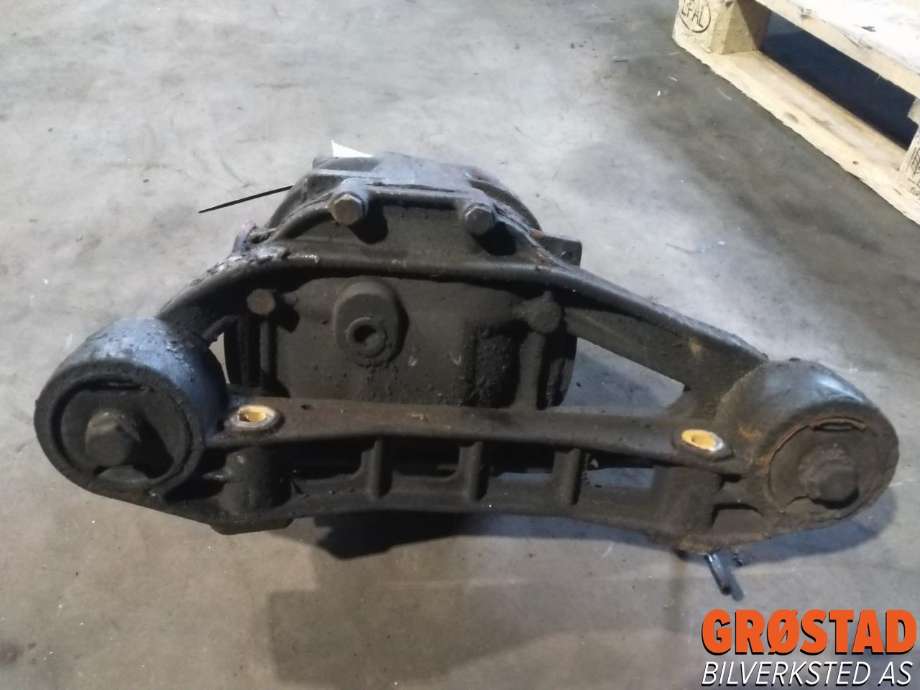 Kardang klokke bak til Mercedes Vito/Viano 2004-2010 (Fase 1) (W639) (W639) (A6393503114|A6393501314|)