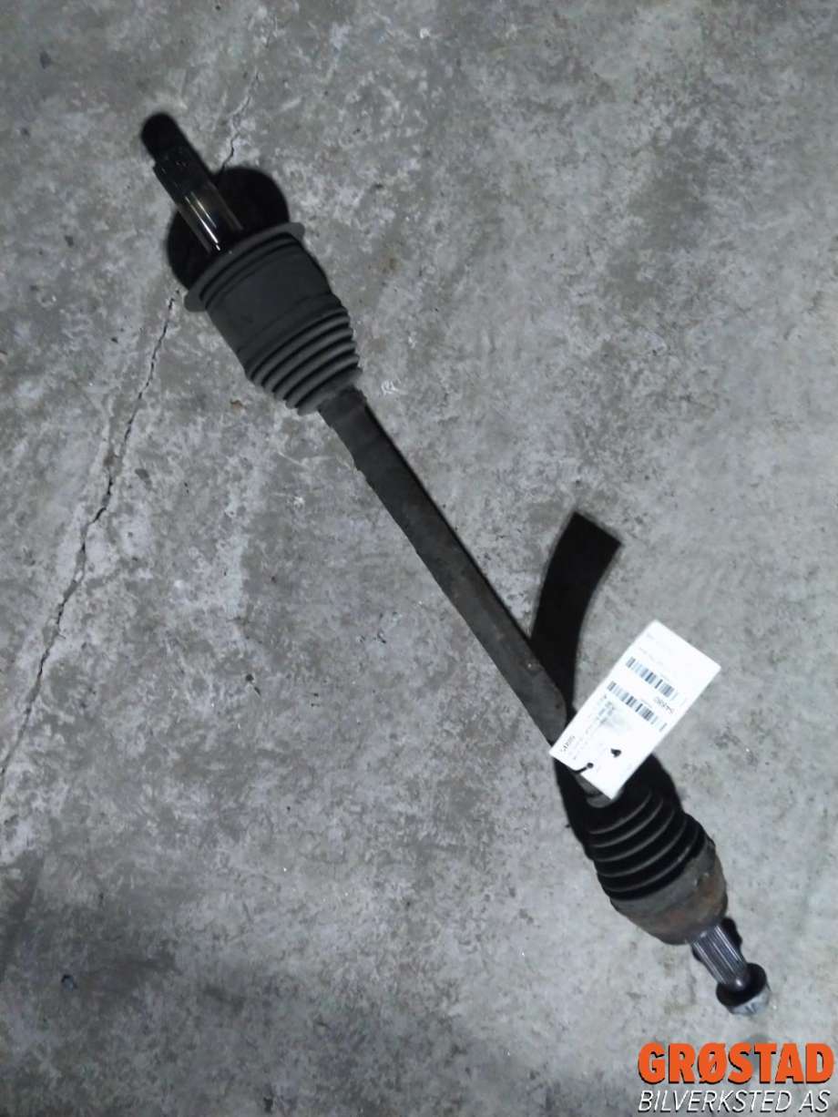 Drivaksel venstre bak, diesel/manuell til Mercedes Vito/Viano, 2004-2010 (Fase 1) (W639) (W639) (A 639 350 18 10)