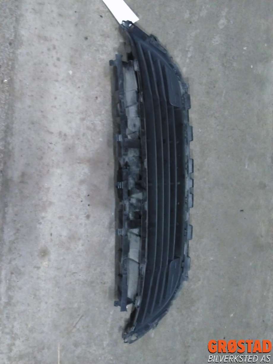 Grill midt til Citroën C4, 2011-2017 (Type II)  (7422 R5)