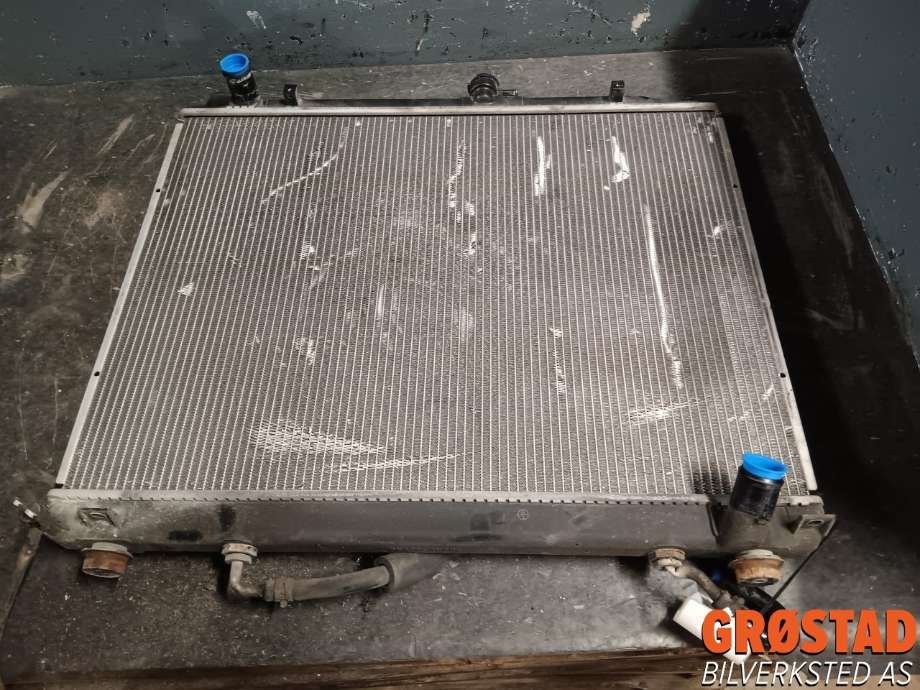 Radiator (automat gir) til Mitsubishi Pajero, 2000-2006 (Type III)  