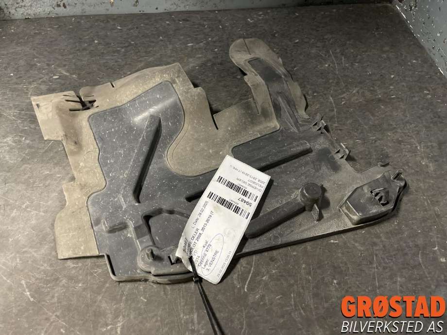 Diverse deler til Peugeot 2008, 2013-2019 (Type I) (96 779 629 80)
