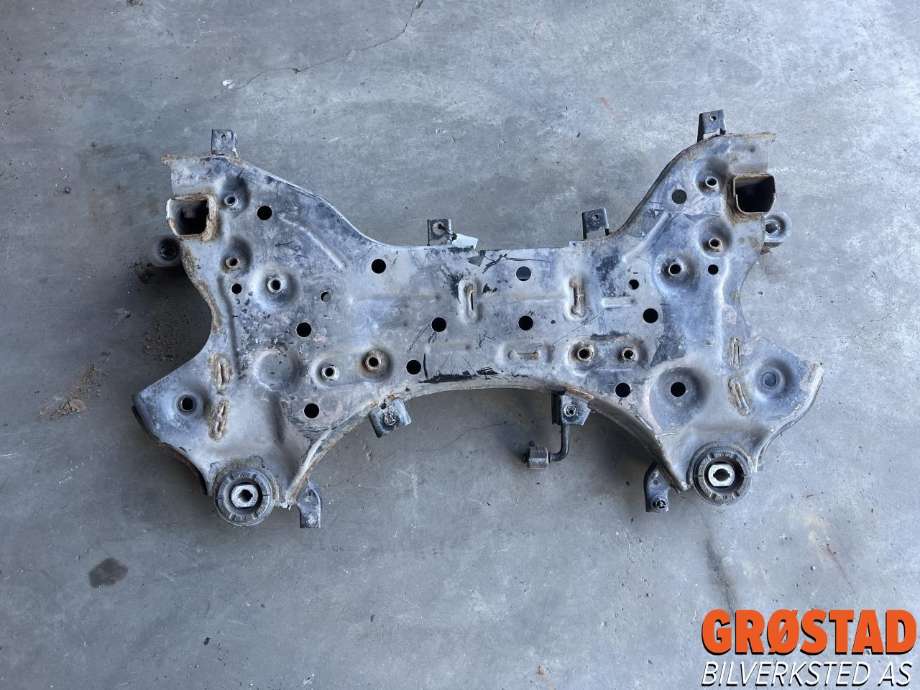 Travers foran hoved til Kia Sportage, 2016-2021 (Type IV)  (62405D 7050)