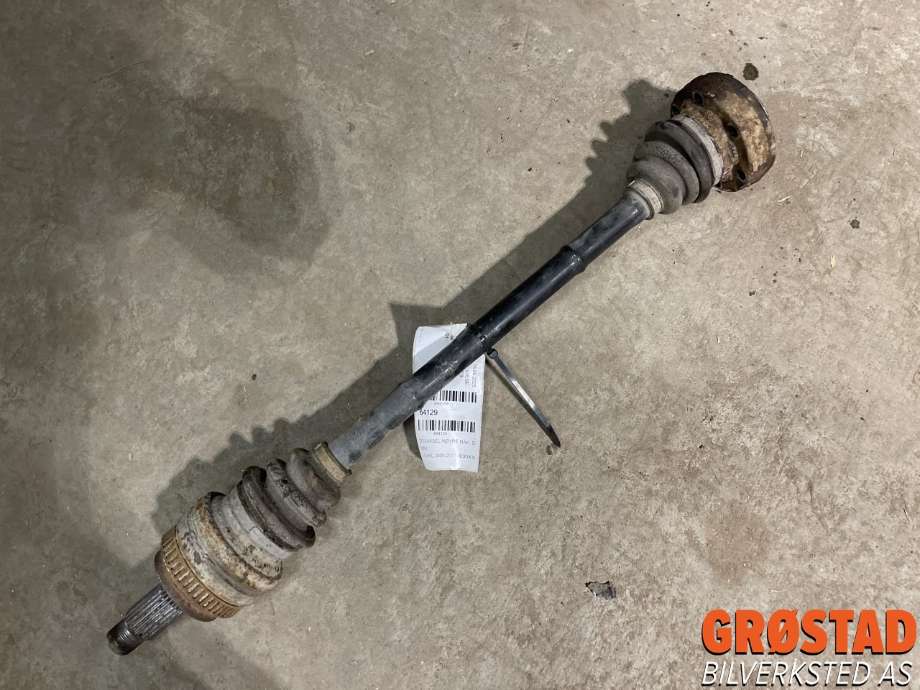 Drivaksel høyre bak, diesel/manuell til BMW 3-Serie 2005-2011 (E90/E91/E92/E93) (E90/E91/E92/E93) (33 21 7 547 076|33 21 7 533 446|)