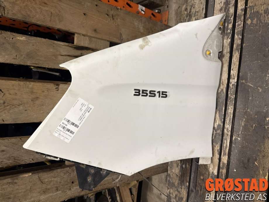 Skjerm venstre foran til Iveco Daily, 2011-2014 (Type V) (5801352974)