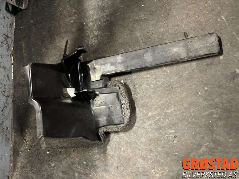 Diverse deler til Toyota Yaris, 2014-2020 (Type III, Fase 2) (166910M020)