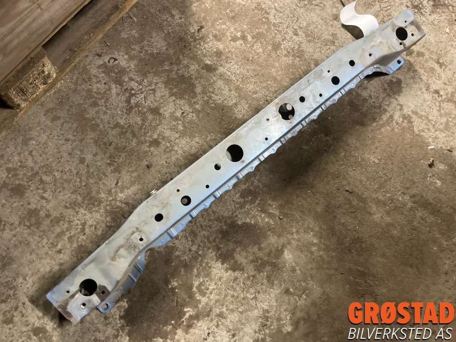 Frontplate nedre til Nissan Leaf, 2018-->> (Type II)  