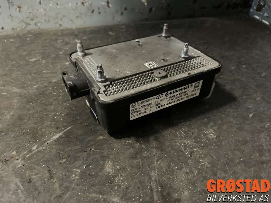Sensor radar til Mercedes C-Klasse, 2011-2014 (Fase 2) (W204) (W204) (A 000 905 00 10)