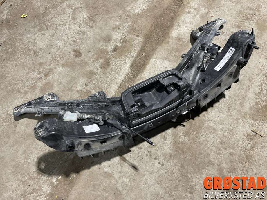 Frontplate øvre til Tesla Model 3, 2018-2023 (Fase 1)  (1118289-00-G)