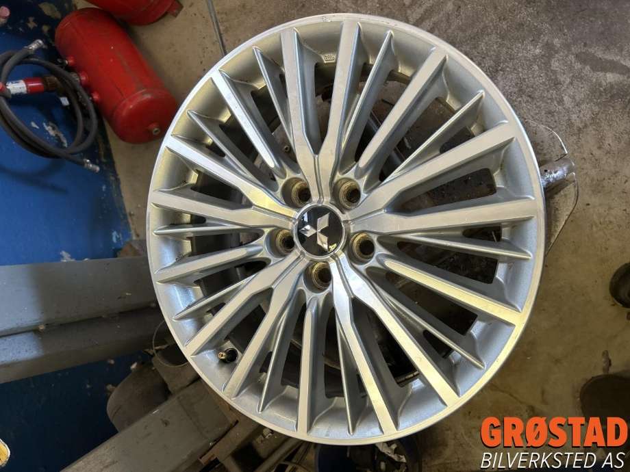 Felg aluminium til Mitsubishi Outlander, 2015-->> (Type III, Fase 2)  (7X18 ET38)