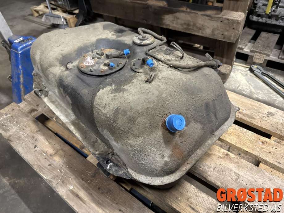 Dieseltank til Suzuki Grand Vitara, XL-7 2001-2007  (89101-65DB0-000|89101-65DB0|)