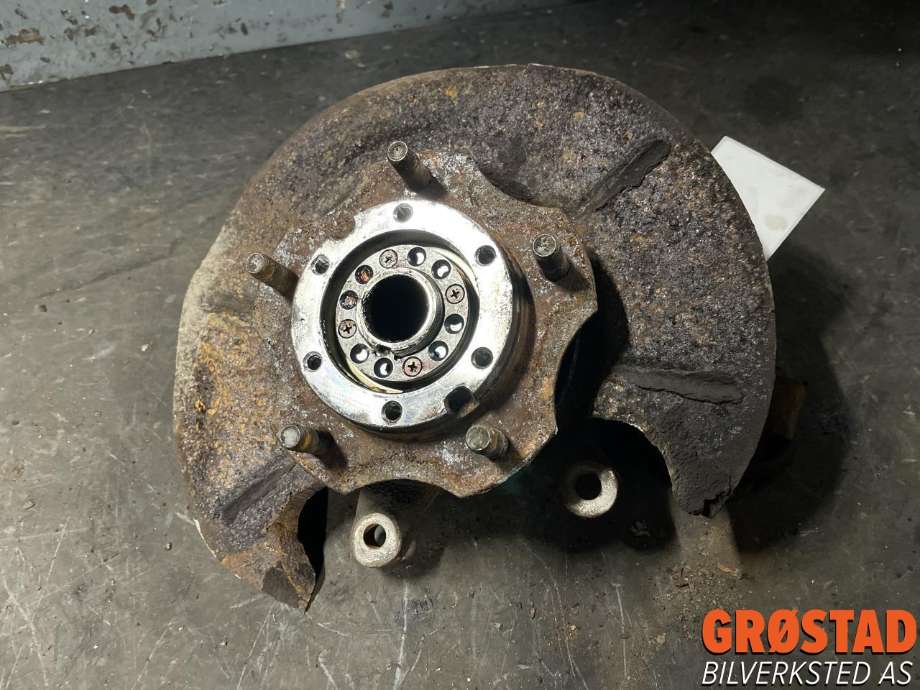 Hjulspindel venstre foran til Suzuki Grand Vitara, XL-7 2001-2007 (45151-65DV1-000|45151-65DV1|)