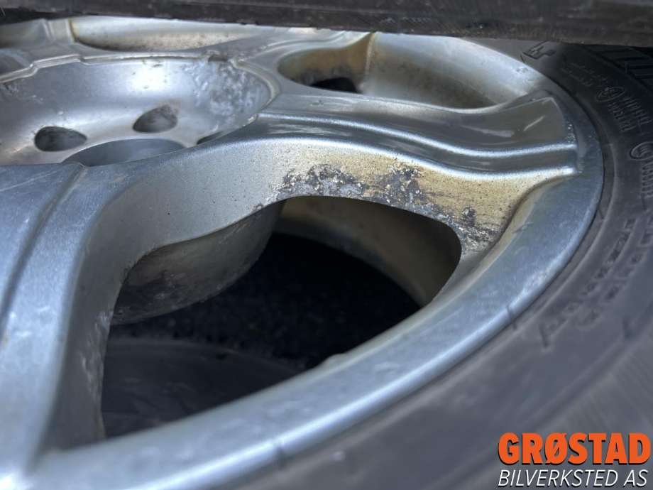 Hjulsett aluminium vinter til Nissan Navara 2005-2010 (Fase 1) (D40) (D40) (6X114|3|)