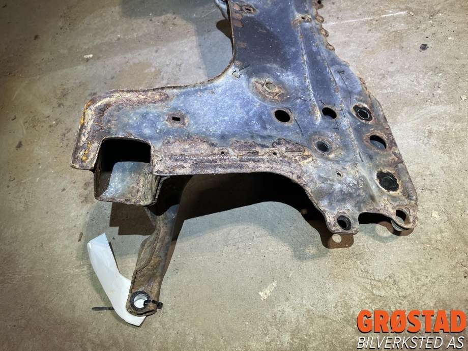 Travers foran hoved til Ford Focus 2004-2007 (Type II, Fase 1) (1812821|)