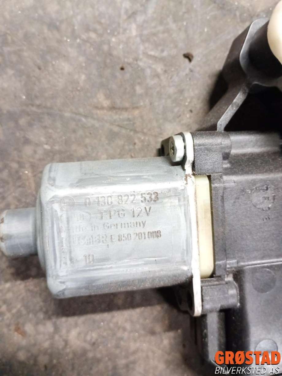 Ruteheis høyre bak til VW Polo 2009-2014 (Type V, Fase 1) (6R4 839 462 E|6R4 839 462 G|)