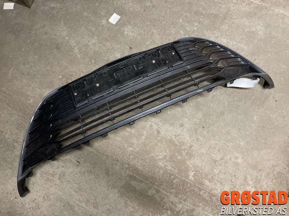 Grill midt til Toyota Yaris, 2014-2020 (Type III, Fase 2)  