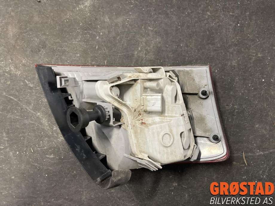 Baklykt høyre ytre til Audi A4 2004-2008 (Type III) (B7) (B7) (8E9 945 096 E|)