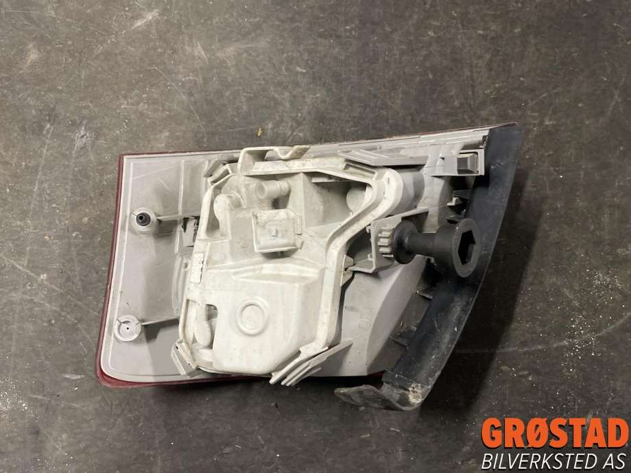 Baklykt venstre ytre til Audi A4 2004-2008 (Type III) (B7) (B7) (8E9 945 095 E|)