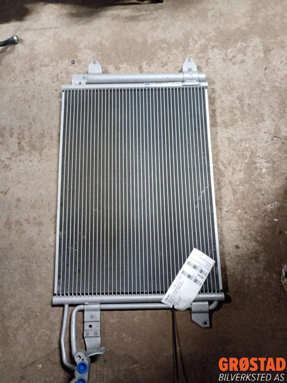 Aircondition radiator til Škoda Octavia, 2009-2013 (Type II, Fase 2) (1K0 820 411 Q)