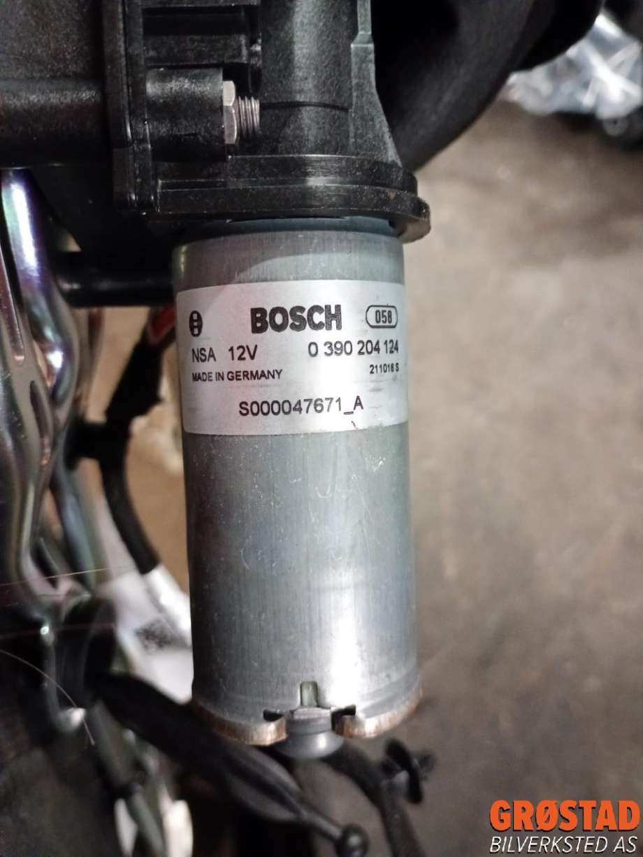 Baklukeåpner motor til Mercedes E-Klasse 2016-2023 (W213) (W213) (A 213 820 00 42|A 213 820 82 01|)