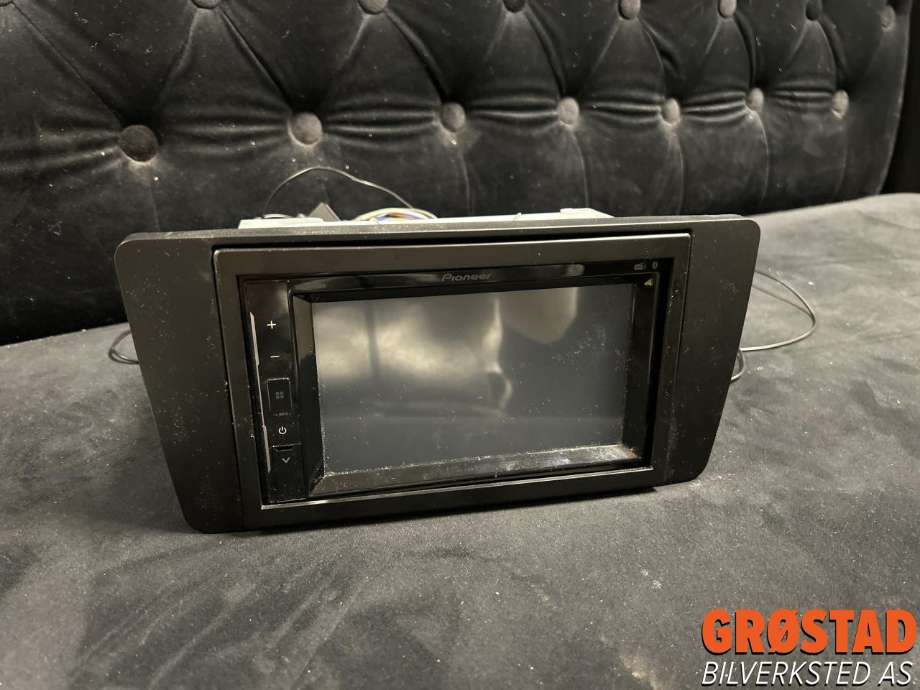 Bilstereo til VW Caddy, 2004-2010 (Type III, Fase 1)  