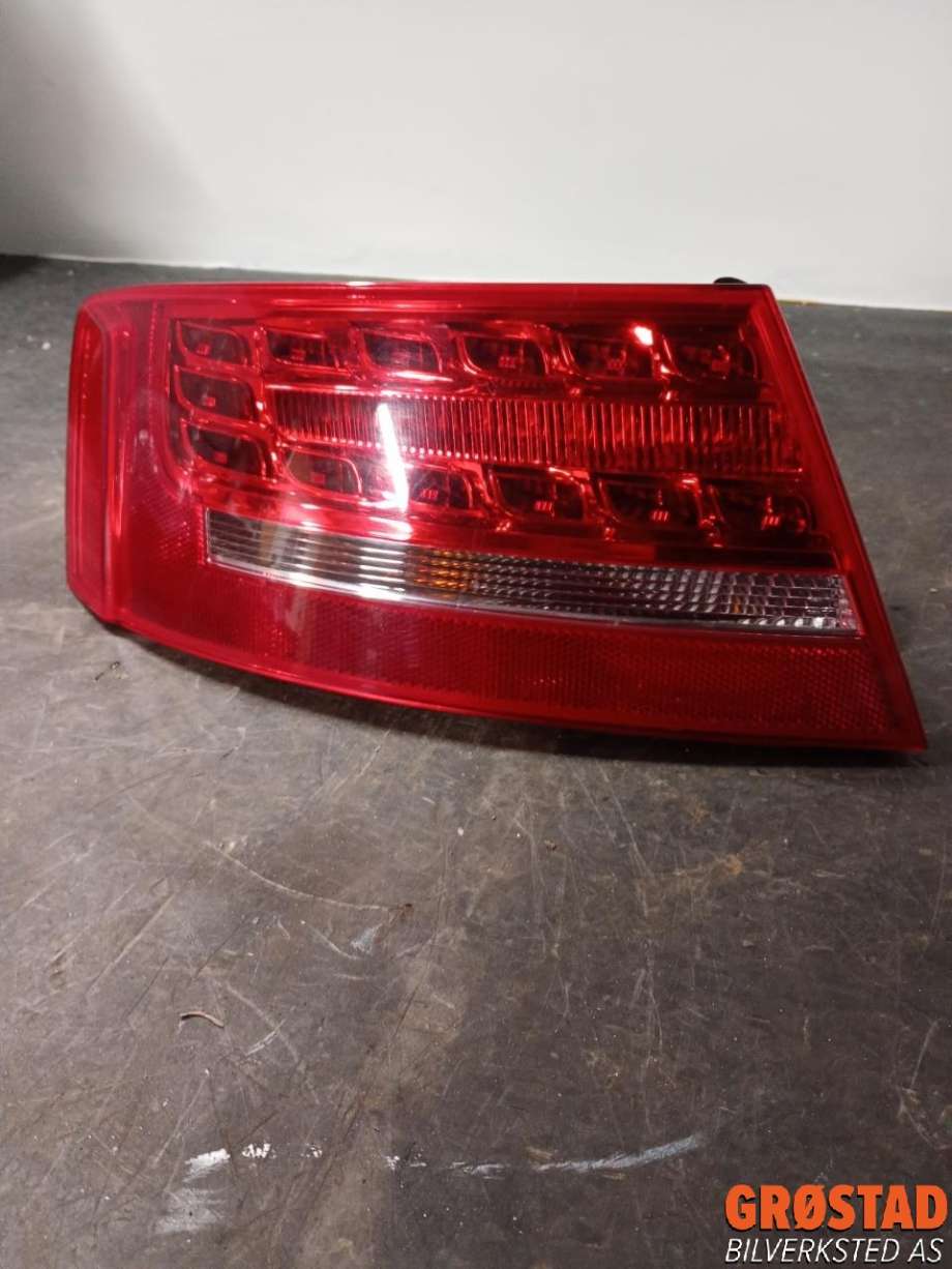 Baklykt venstre ytre til Audi A5 2007-2016 (Type I) (8T8 945 095 D|)