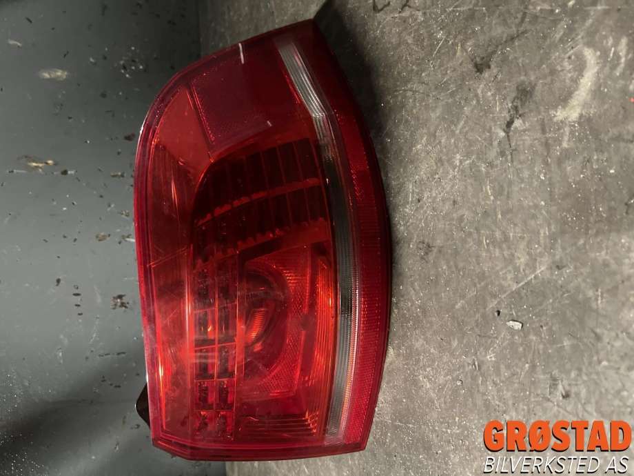 Baklykt høyre ytre til VW Passat 2011-2015 (B7) (B7) (3AF 945 208 B|)