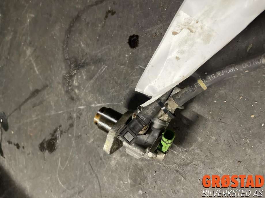 Bensinpumpe mekanisk til Toyota Avensis 2003-2008 (Type II)  (2310028032|)