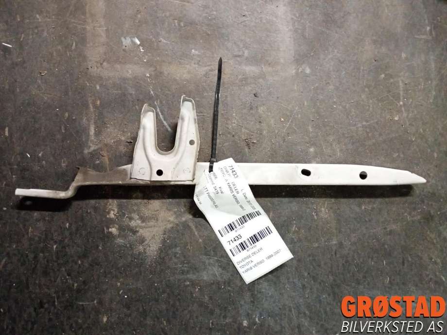 Diverse deler til Toyota Yaris Verso, 1999-2007  (5320852080)