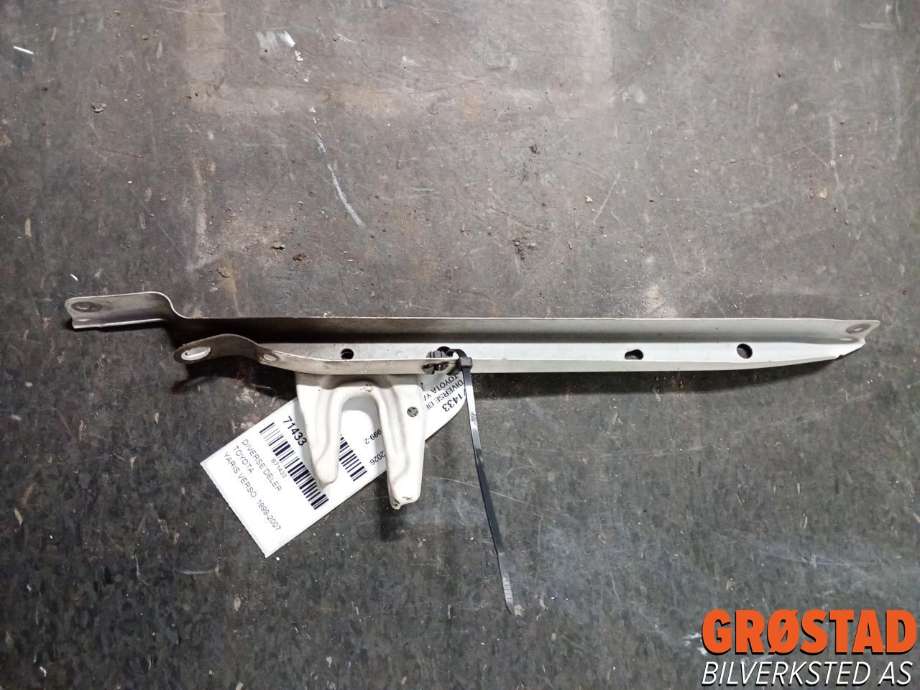 Diverse deler til Toyota Yaris Verso 1999-2007  (5320852080|)