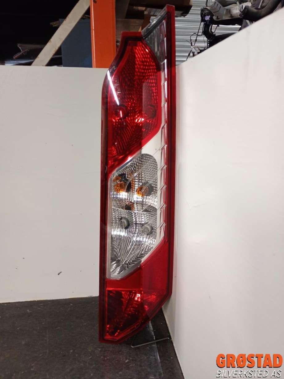Baklykt høyre til Ford Transit Connect 2018-->> Type II, Fase 2  (2390058|)