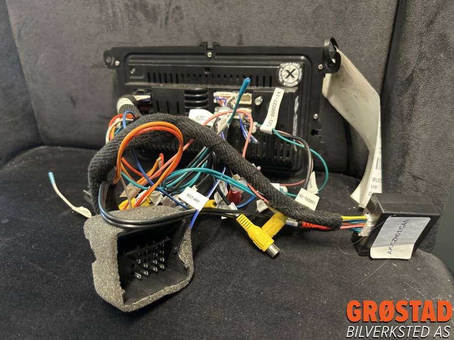 Bilstereo til VW Golf VI 2008-2012  (XTRONS|)